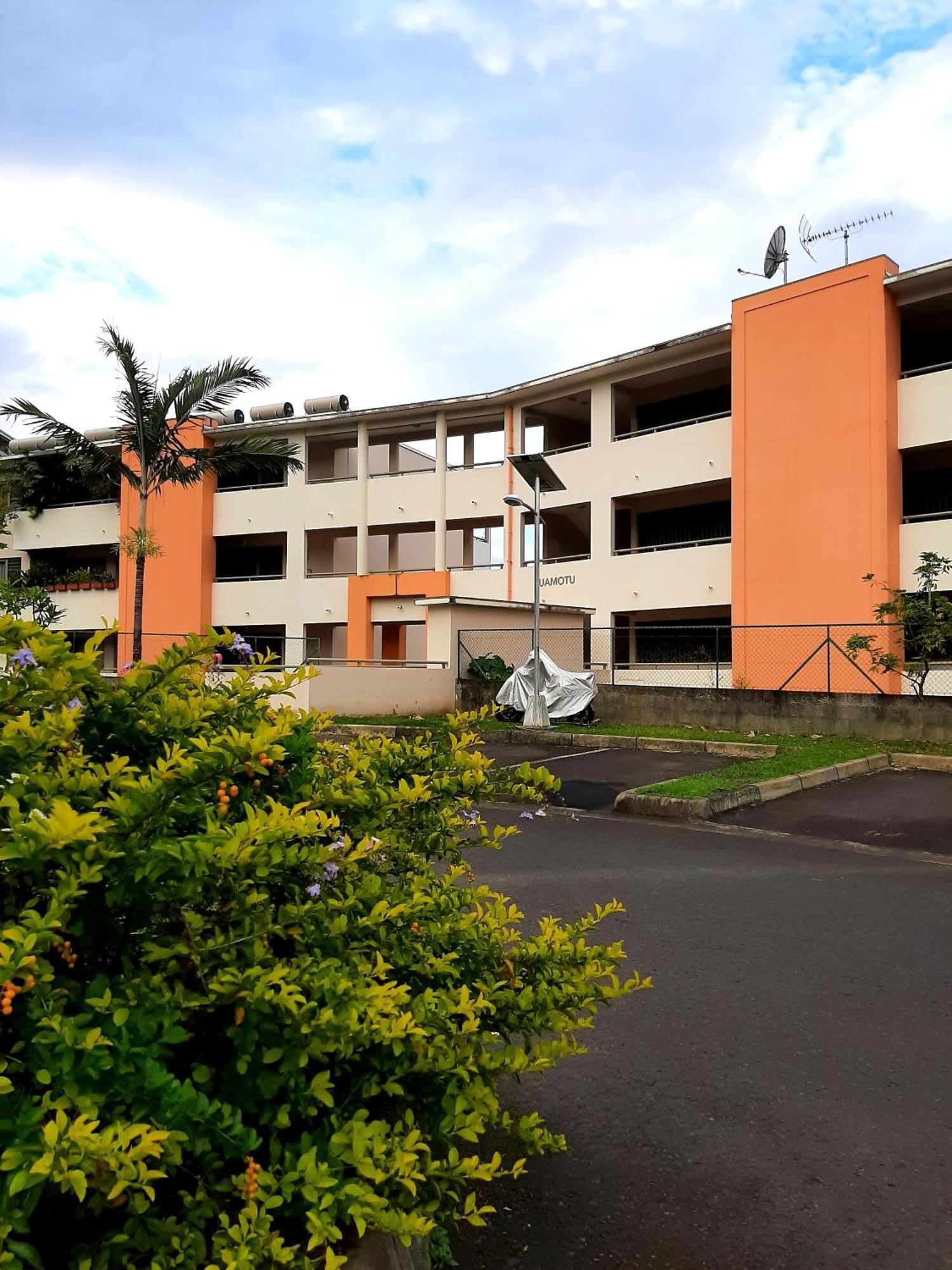 Stay In Tahiti- Bel F3 Moderne Avec Magnifique Vue Panoramique Sur Papeete Папеете Екстериор снимка